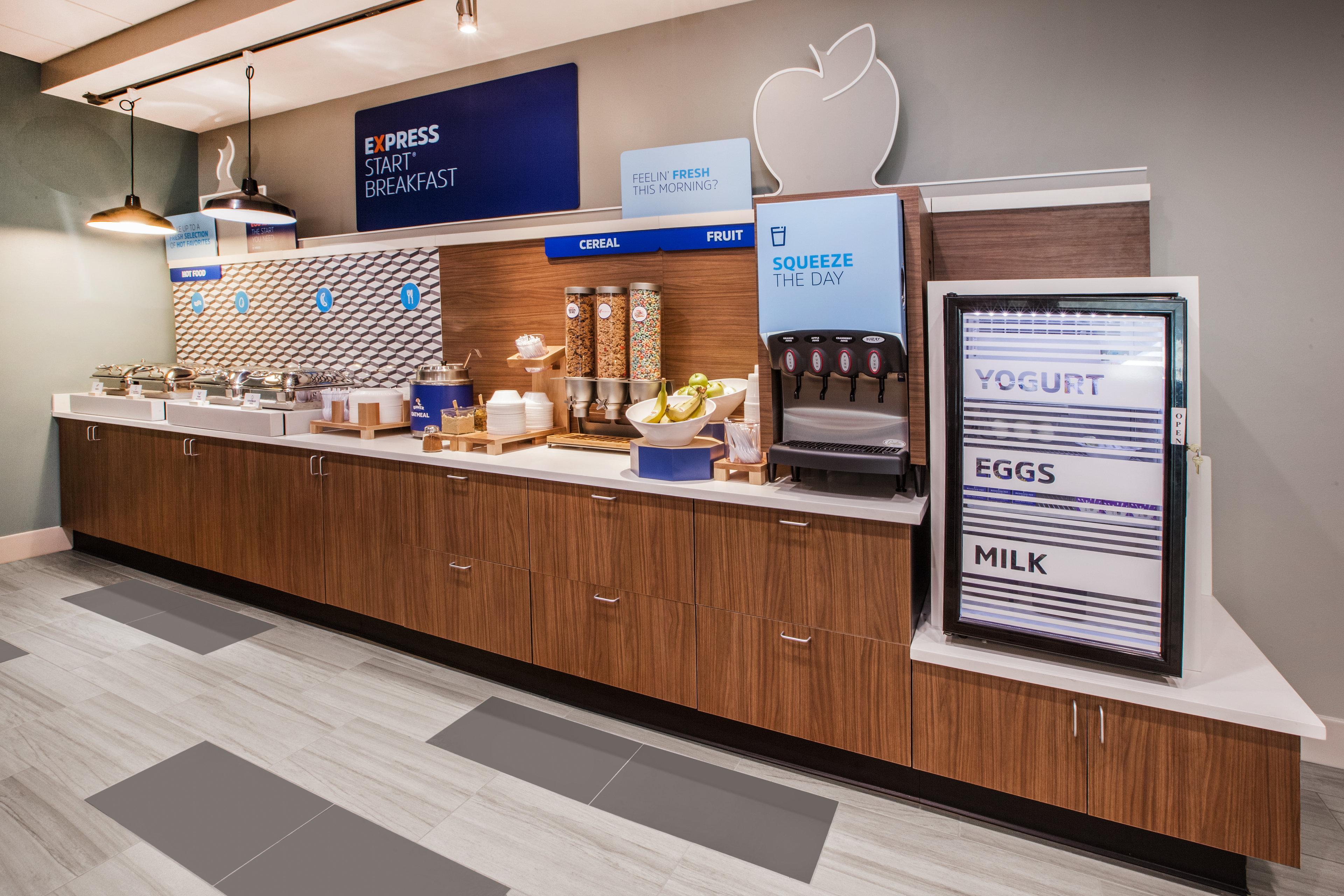 Holiday Inn Express & Suites - Sturbridge By Ihg Exterior foto